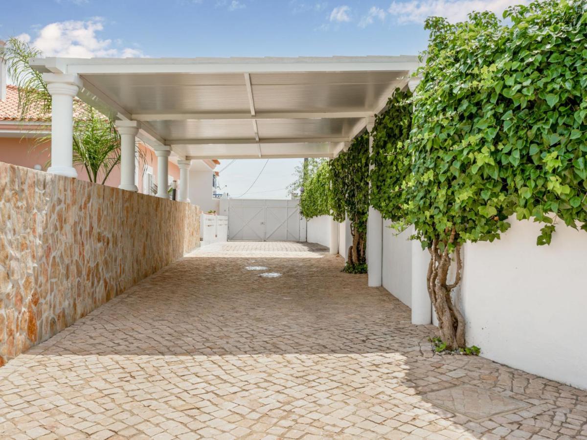 Pescada By Interhome * Albufeira